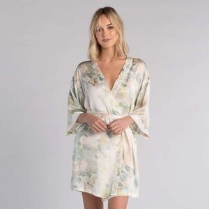 NWT Jenny Yoo floral Isabella robe - large